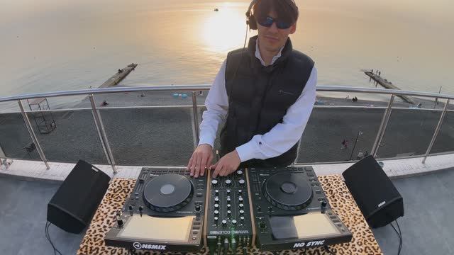 Sunset Vibe ― Relaxxer