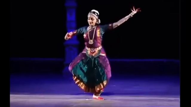Танец Бхаратнатьям от Навашри