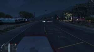 Тревор /ТЕРМИНАТОР: захватил автобус и на нём отстреливает полицию и некоторых граждан, в гта 5)