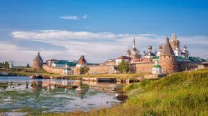 Соловецкие острова. В Белом море остров дальний