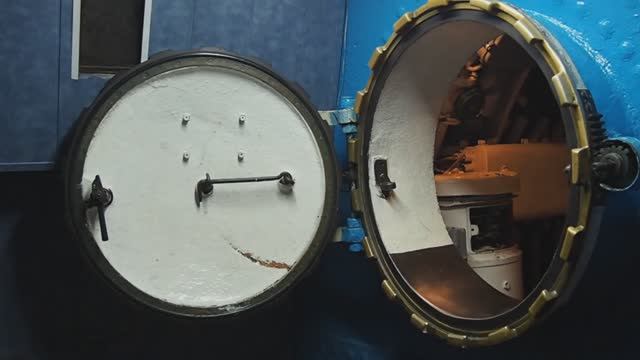 Владивосток - внутри подводной лодки. смотреть онлайн