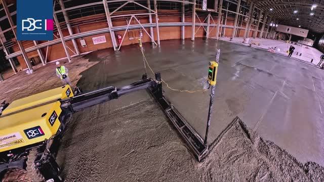 Лазерная точность работы бетоноукладчика