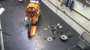Stihl MS 250 и 3 карбюратора. Кто из них не работает?