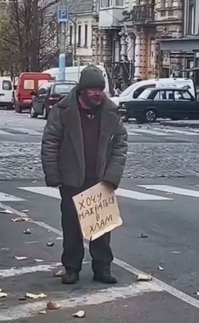 Твой друг в каждую пятницу смотреть онлайн