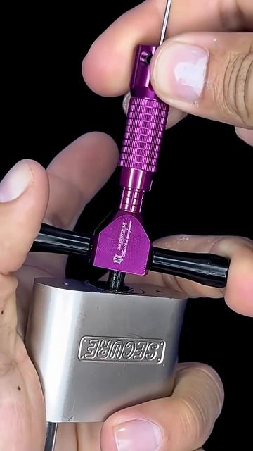 Lockpick #lockpicking #аварийноевскрытиезамков смотреть онлайн