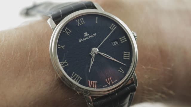 Обзор часов Blancpain Villeret Ultraplate 6223C-1529-55A Blancpain