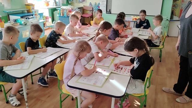 Занятие на тему: "Полезные продукты" смотреть онлайн