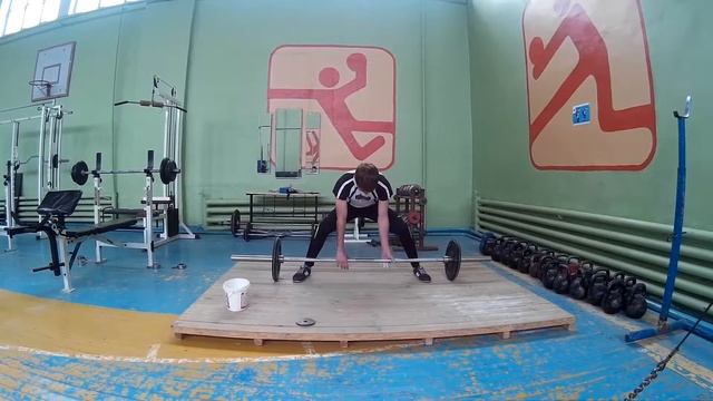 занятия в тренажерном зале смотреть онлайн