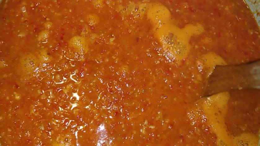 Ароматная и вкуснейшая аджика с яблоками