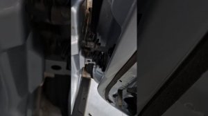 Замена ограничителей на Шкода Октавия А 5.