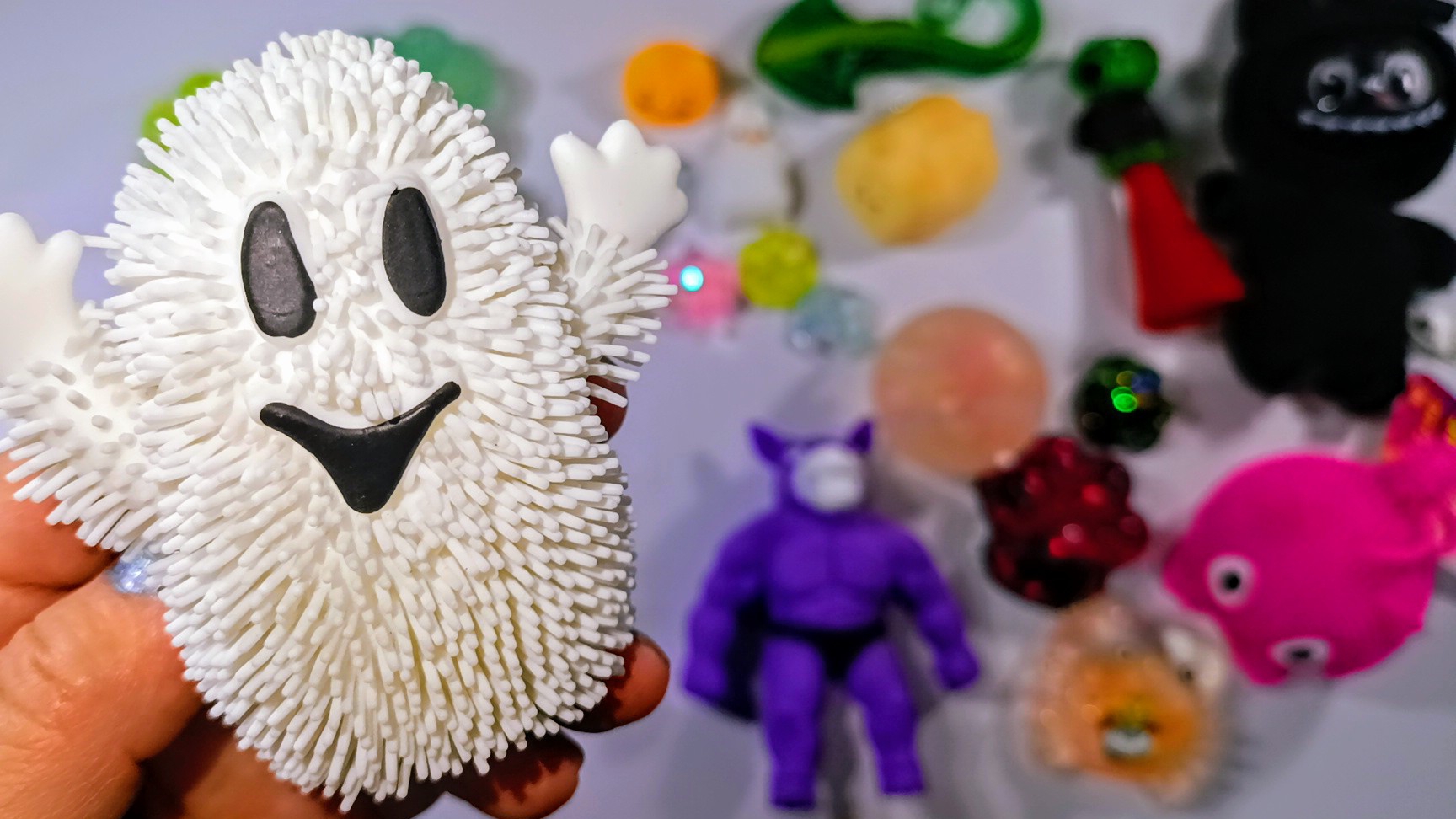 АСМР распаковка сквишей и антистрессов ТАБА лапки сквиши 🐾 режу СКВИШИ 🫶🏻 смотреть онлайн