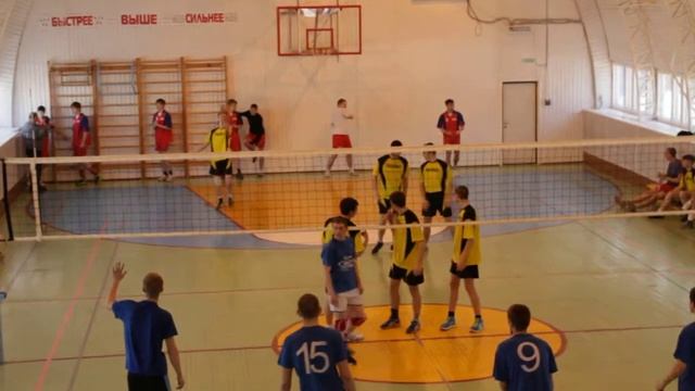 Зональные соревнования по волейболу (фрагмент) смотреть онлайн