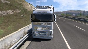 Euro Truck Simulator 2: Легендарные Грузоперевозки в Топе!”
