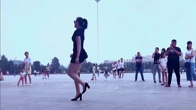 Цинцин танцует Русская Версия смотреть