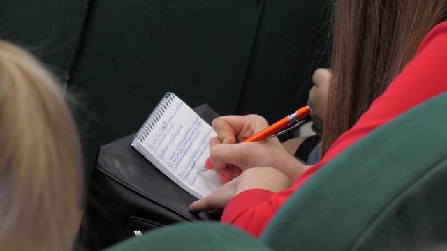 В родительском собрании образовательных учреждений участвовали представители 12 школ смотреть онлайн