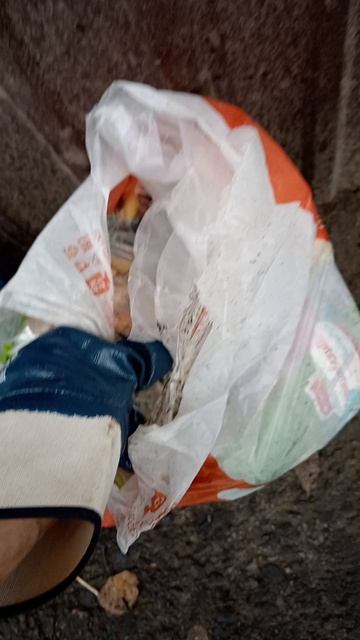 если не хочешь за собой убирать мусор, то отдашь своё здоровье благополучие нуждающимся людям смотреть онлайн