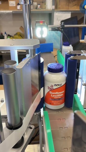 Почему этикетка у одних идеальна, а у других отклеивается? смотреть онлайн