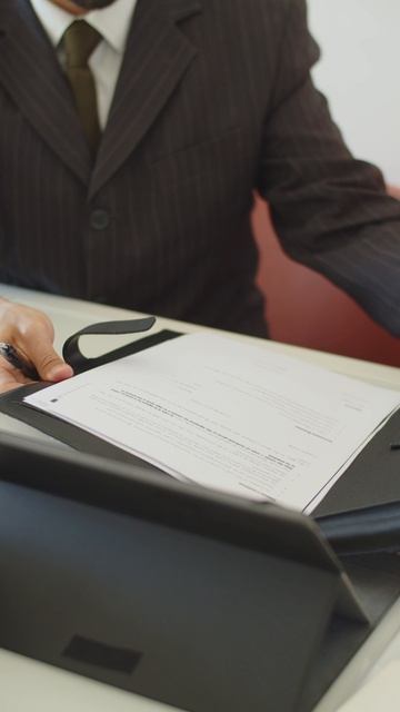 Даже опытные бизнесмены ошибаются на стройке. смотреть онлайн