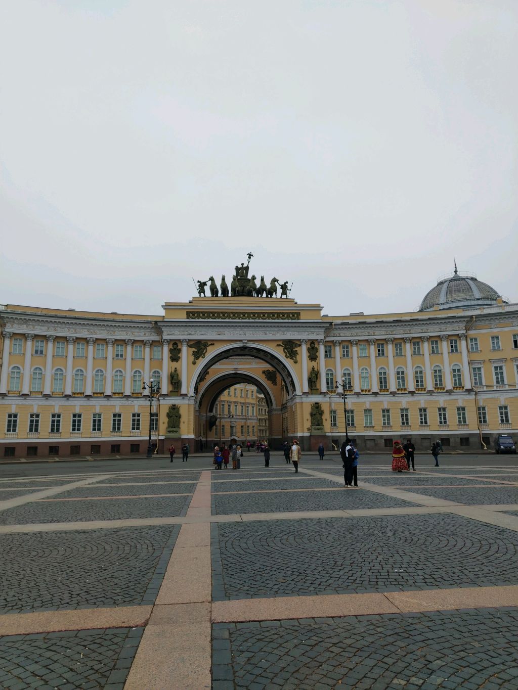 Прогулка по Питеру смотреть онлайн