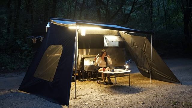 Kirin Camp ☔КЕМПИНГ ПОД СИЛЬНЫМ ДОЖДЁМ В РОСКОШНОМ АВТОДОМЕ смотреть онлайн