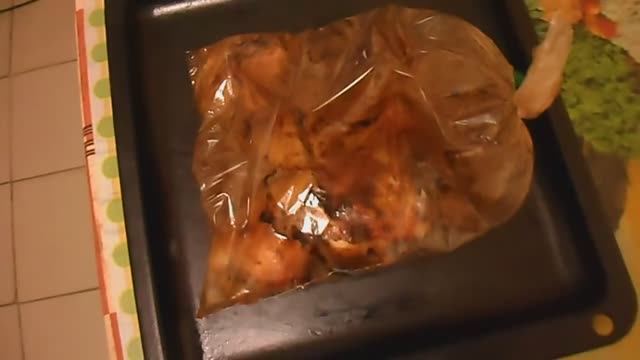 ОБЖОР СОЧНАЯ КУРИЦА С ЧЕСНОКОМ И ТРАВАМИ ОТ KNORR ОТВЕТ ХЕЙТЕРАМ В КУЛЬТУРНОЙ ФОРМЕ! смотреть онлайн