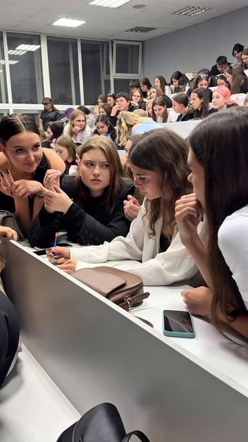 100 СТУДЕНТОВ. 6 РАУНДОВ. 1 ПОБЕДА 🏆 смотреть онлайн