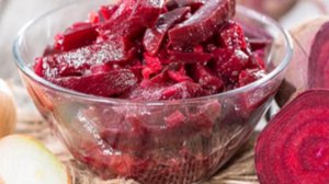 Обалденная закуска,«Маринованная свёкла с луком».