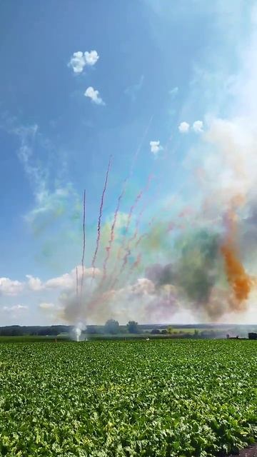 Дневной фейерверк