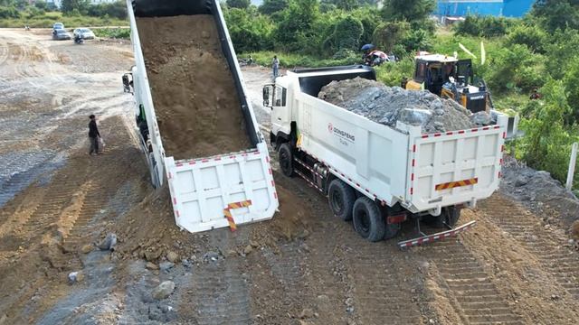 Ep8. Бульдозер Shantui DH17 C3 засыпает болото. смотреть онлайн