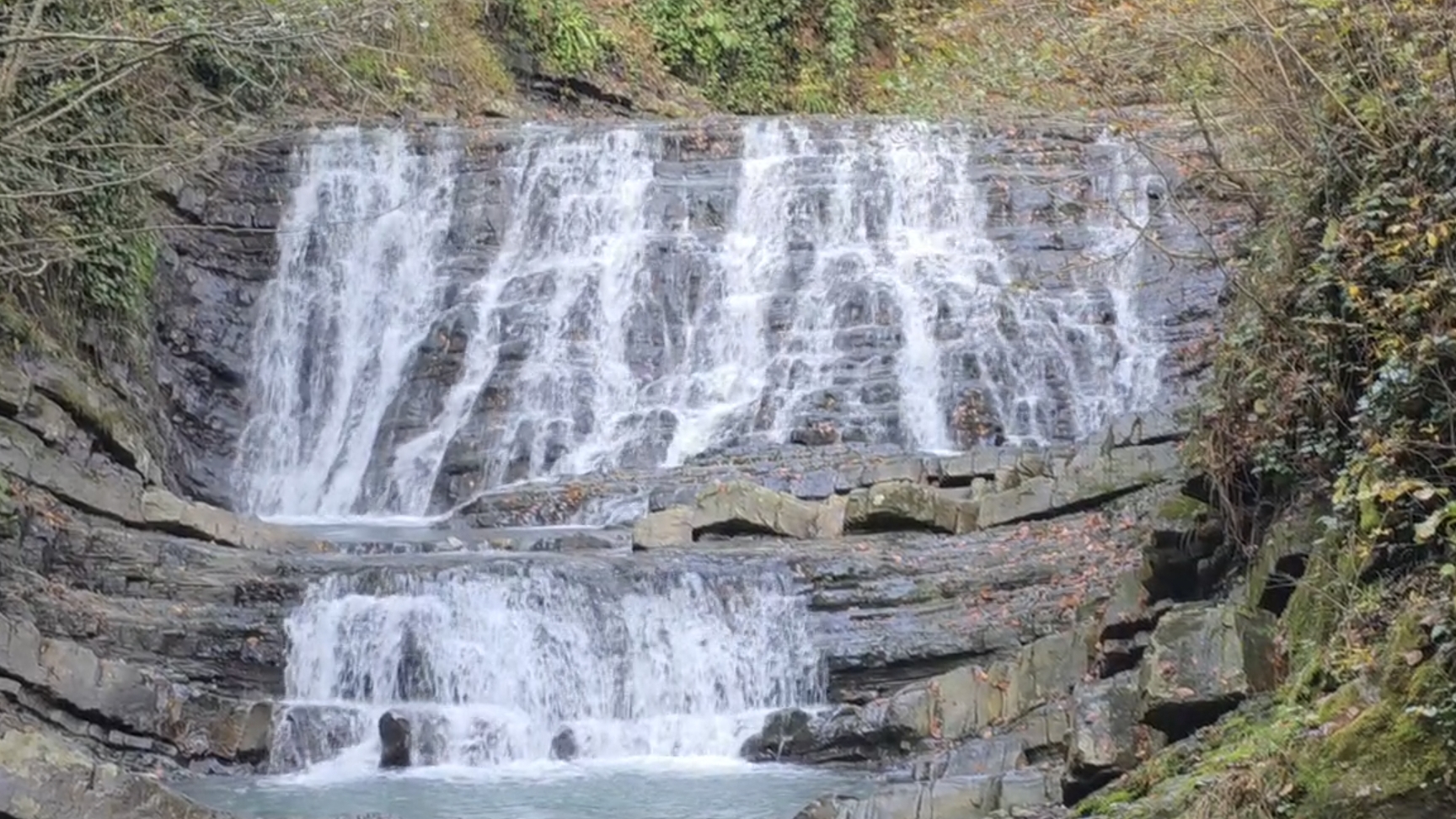 Змейковские водопады, Сочи (ноябрь 2025) смотреть онлайн