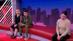 "На лице живого места не было" - героиня "Мужского/Женского" рассказала, как отец избивал мать