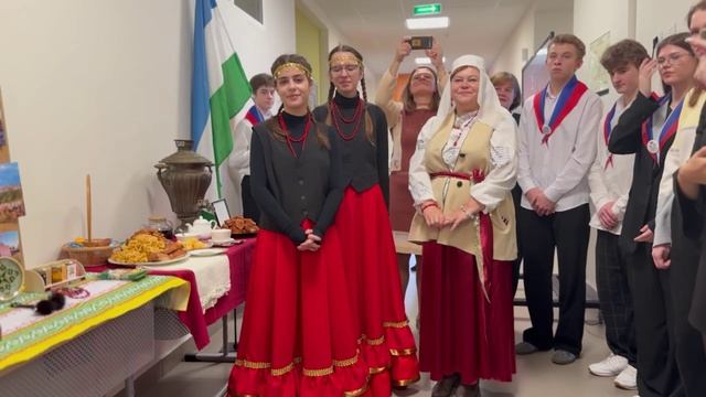 В Образовательном комплексе №11 прошёл фестиваль «Гостеприимная Россия» смотреть онлайн