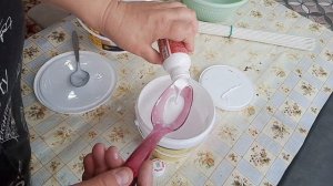 покраска бумажных трубочек в белый цвет