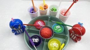 Мультики для детей. Волшебные ЭмЭнДемс и чудеса на столе с кисточкам. Мультики залипалки для малышей