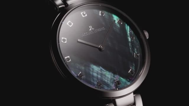 НАТУРАЛЬНЫЙ ПЕРЛАМУТР _ наручные часы женские Jacques Lemans 1-2001G Milano смотреть онлайн