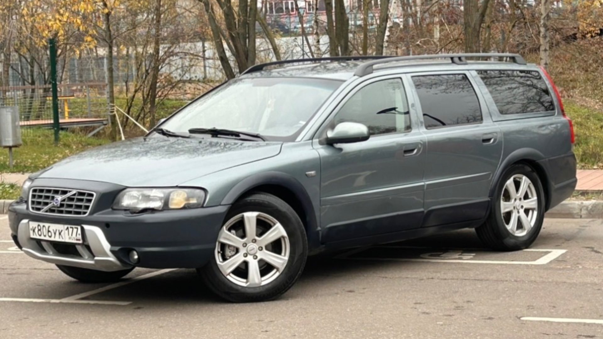 Volvo XC 70 2.5 AT смотреть онлайн