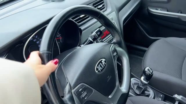 Kia Rio III Рестайлинг, 2015 смотреть онлайн