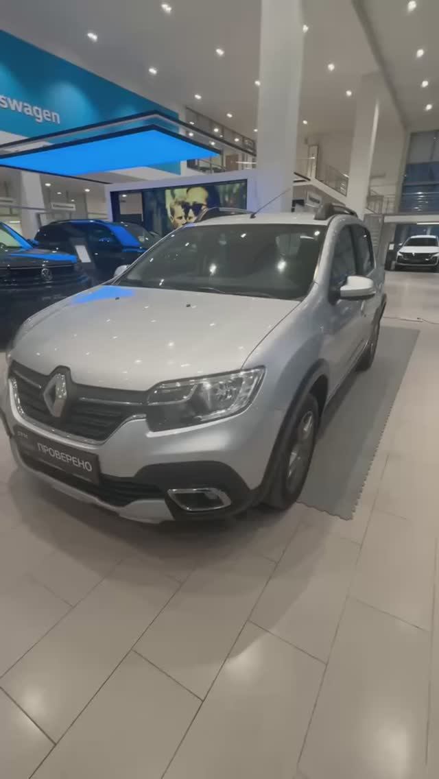 Renault Sandero Stepway '2019 смотреть онлайн