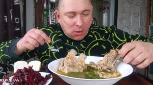мукбанг/обжорыч/варёное мясо на косточке/