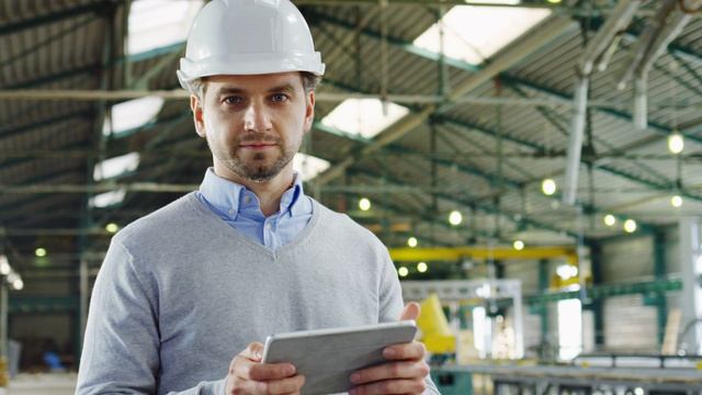 1472748_People_Technology смотреть онлайн