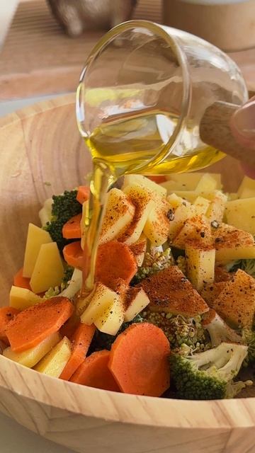 Форель с овощами в аэрогриле Kitfort КТ-2254