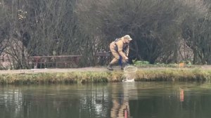 Онлайн с водоема