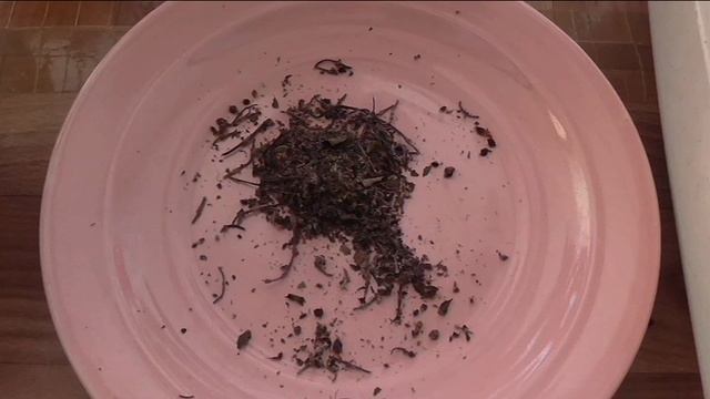 Сушеные листики базилика