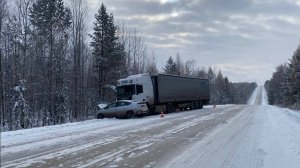 ДТП с фурой на трассе в Братске