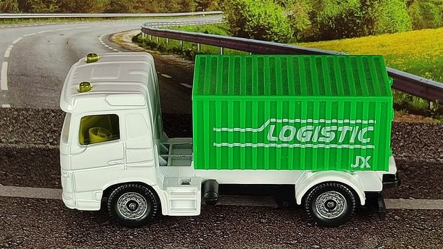 VOLVO С КОНТЕЙНЕРОМ смотреть онлайн