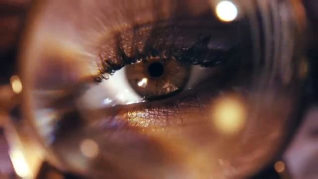 Dior - Spectacular Holiday Look (Deva Cassel) (2025) смотреть онлайн