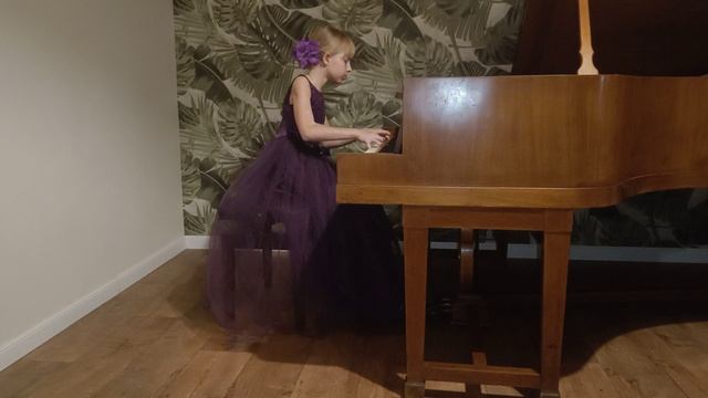 К. Келлинг "Маленькая Венгерская рапсодия" .mp4 смотреть онлайн