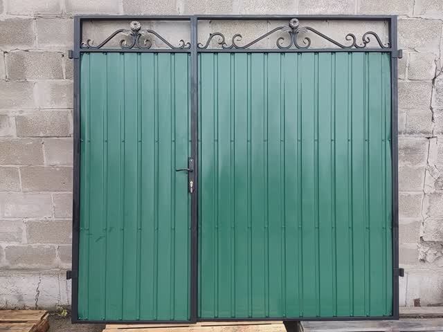 Ворота - калитка профнастил М210.mp4