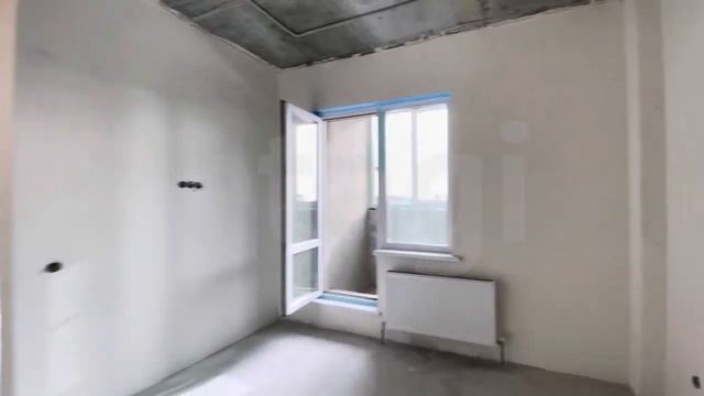 2042999