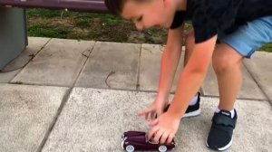 Марк находит спрятанные машины и участвует в большом приключении